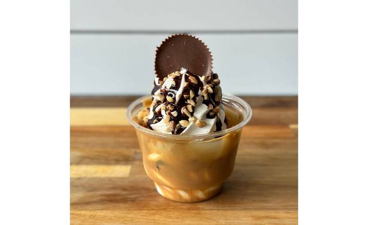 Reese's PB & Chocolate Sundae