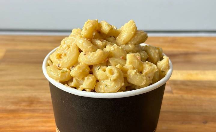 Mac and Cheeze