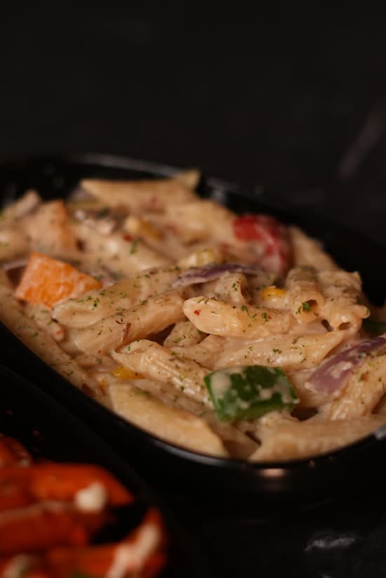 White sauce pasta