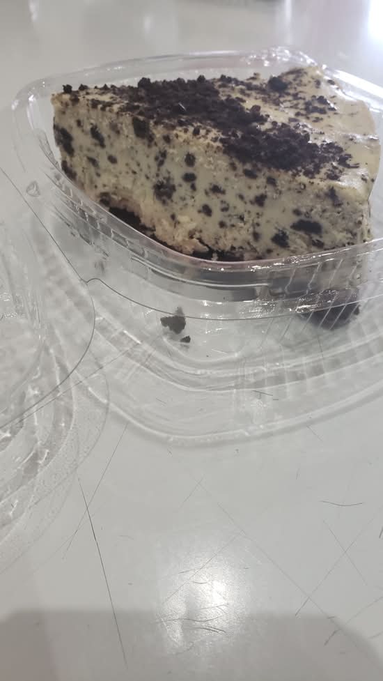 Oreo Cheesecake Slice