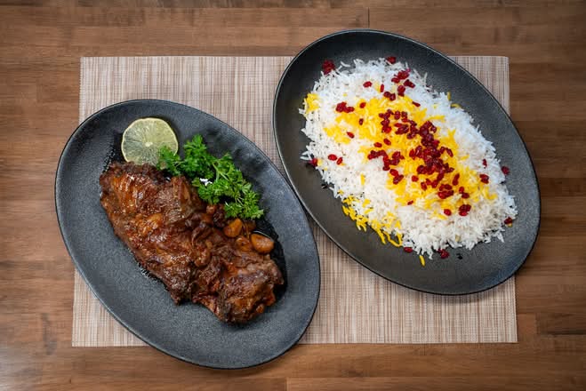 Chelo Goosht  – Lamb Shoulder with Saffron Rice (چلو گوشت)