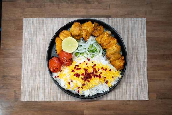 Boneless Chicken Leg Skewer ( ران بیاستخوان کبابی)