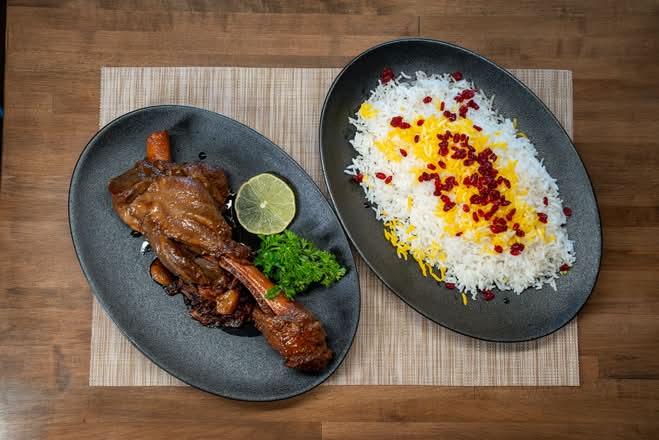 Mahiche Polo – Lamb Shank with Saffron Rice (ماهیچه پلو)