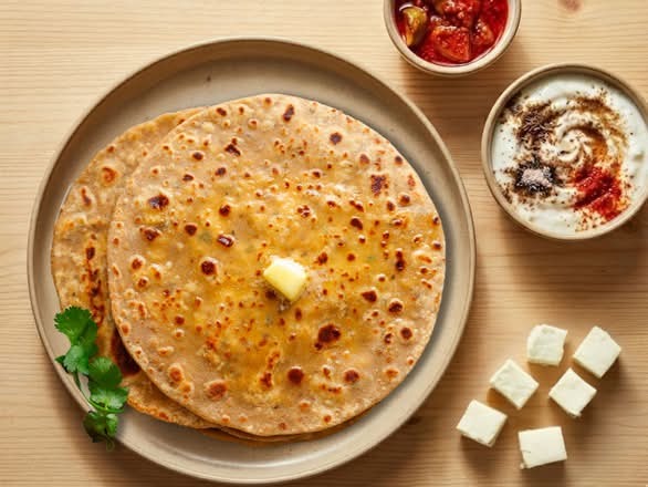 Paneer Parantha, Dahi & Achaar