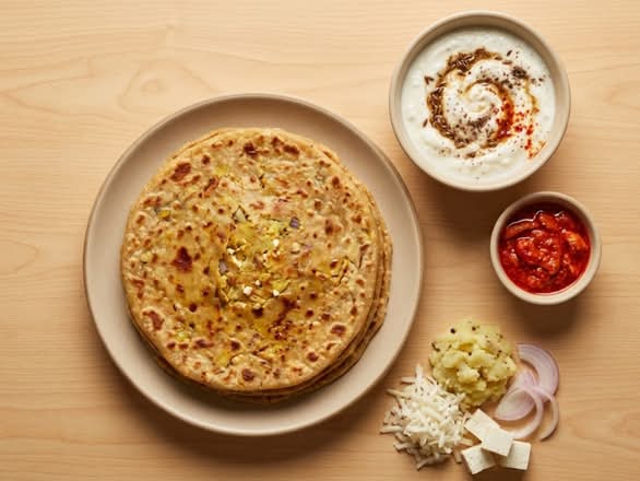 Mix-Veg Parantha, Dahi & Achaar