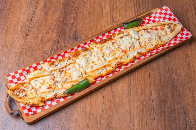 Minced Beef Pide