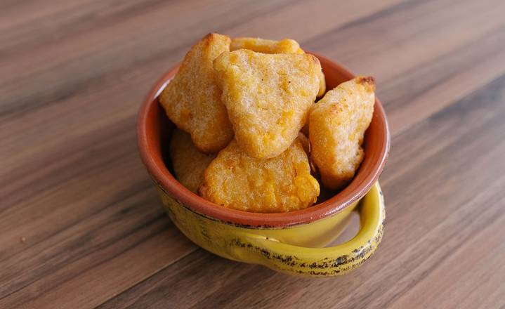 Macaroni & Cheese Bites (3 Pieces)