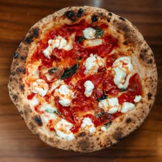 Pizza Bee Sting