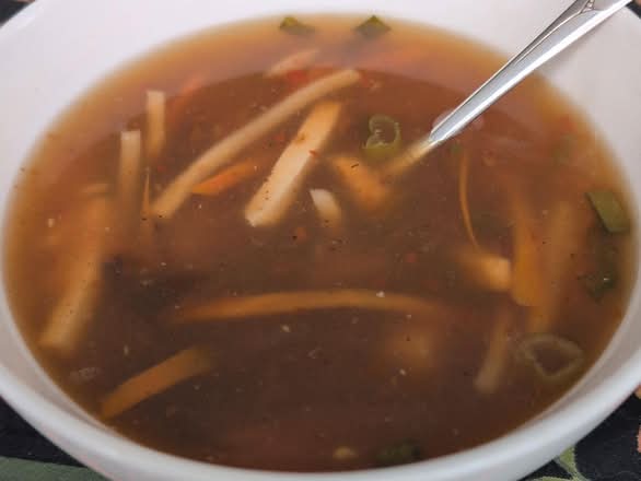 Thai Hot-and-Sour Soup (16 oz)