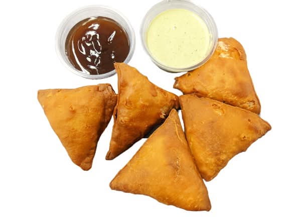Chicken Samosa (8 Pcs)