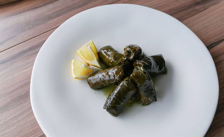 Six Pieces Dolmades