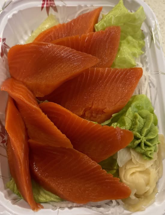 Wild Salmon Sashimi (4/8 pcs)