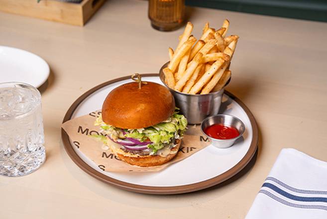 Cheeseburger & Fries