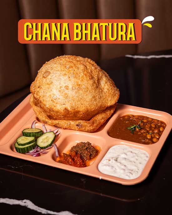 Chana Bhatura (2 Pieces Per Plate)