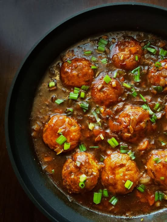 Veg Manchurian (5 Pieces)
