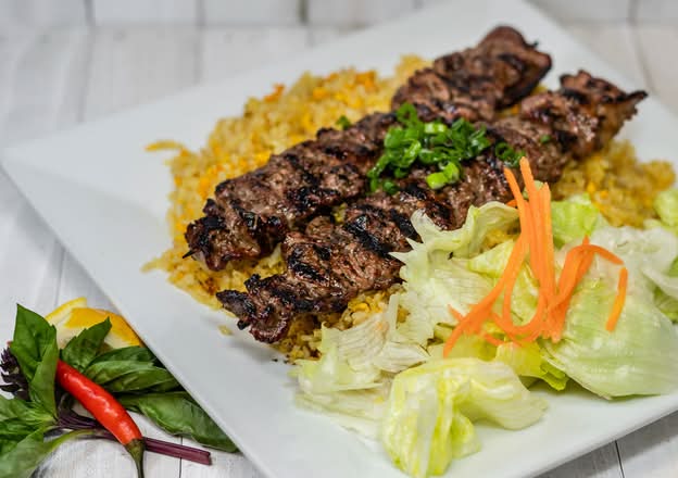 Grilled Beef on Fried Rice