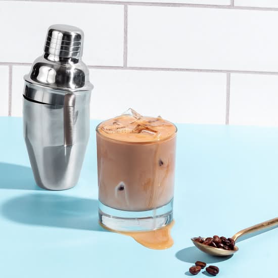 ICED SHAKEN ESPRESSO / ICED SHAKEN ESPRESSO