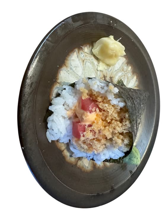 SH6) Spicy Tuna Hand Roll