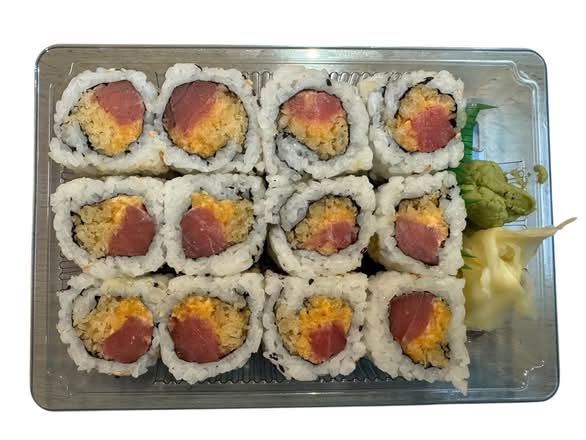 C9) Spicy Tuna Roll (12pcs)