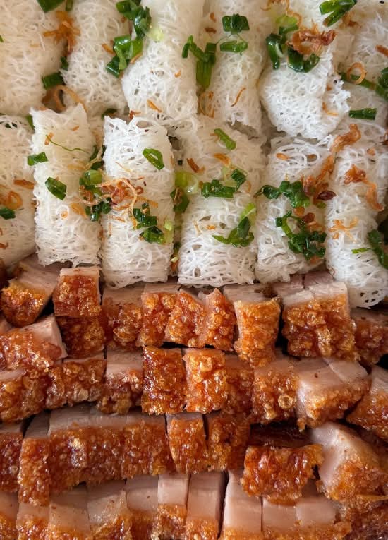 SE2. Bánh Hỏi Thịt Nướng