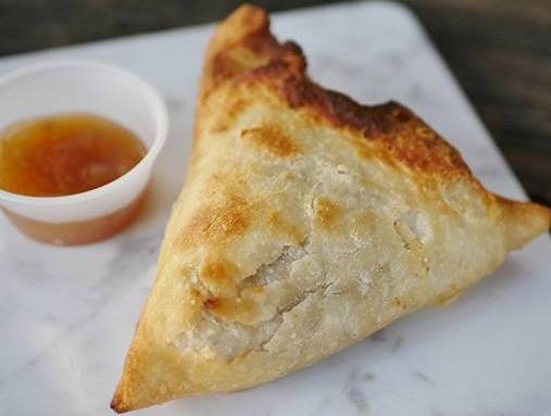 Veggie Samosa (140 gm)