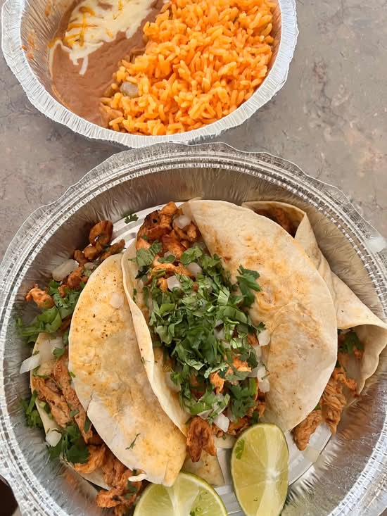 Tacos Pollo Asado