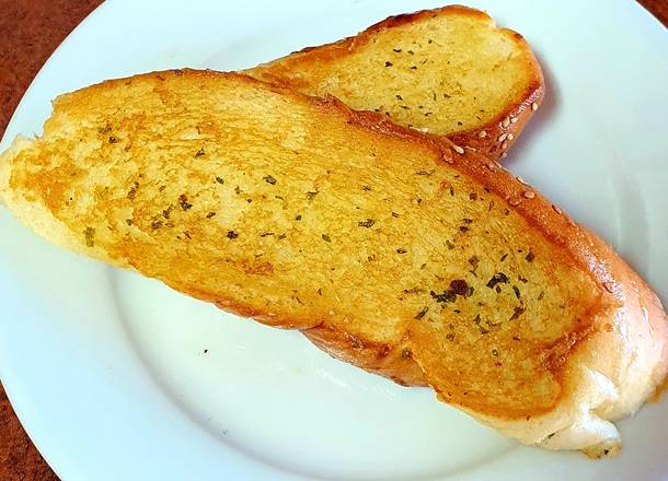 2 Slices of Garlic Bread