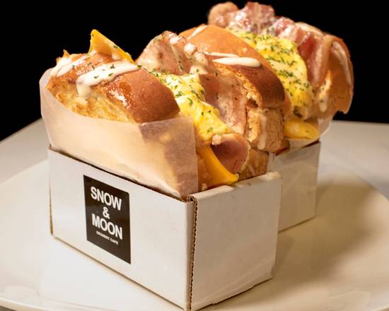 Garlic bacon Toast