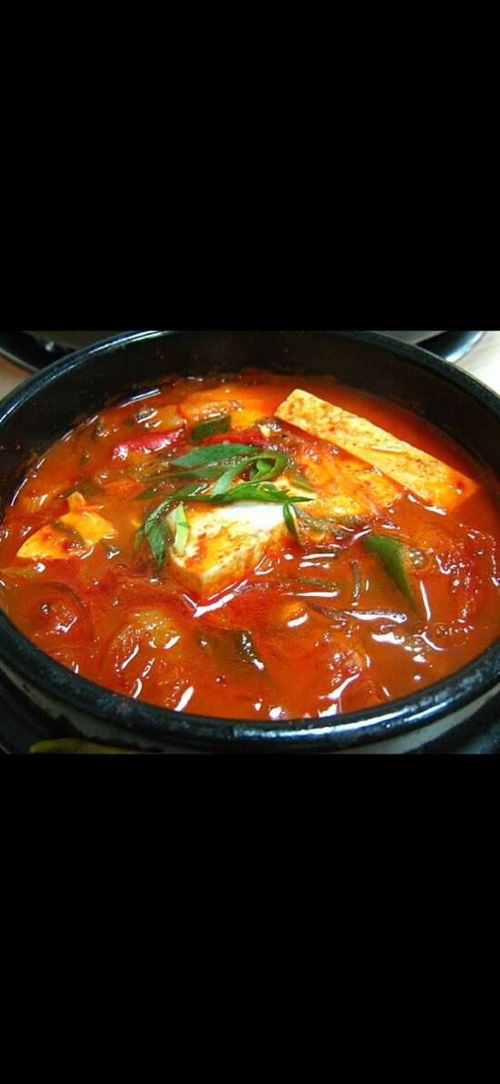 K4. Kimchi Jjigae (김치찌개)
