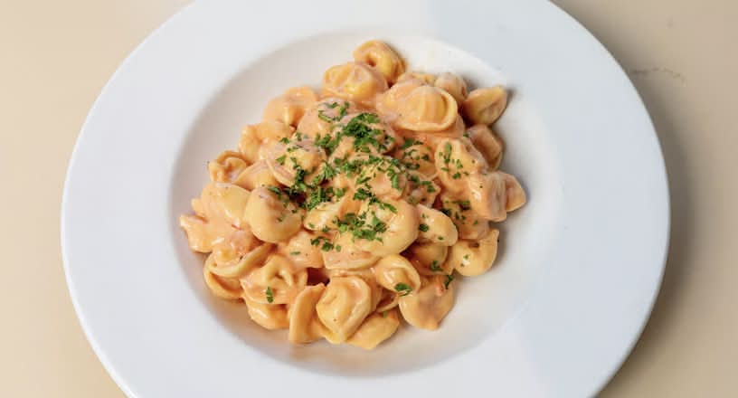 Tortellini with Rosée Sauce Hot (For 2) (Tortellini Sauce Rosée Chaud (Pour 2))