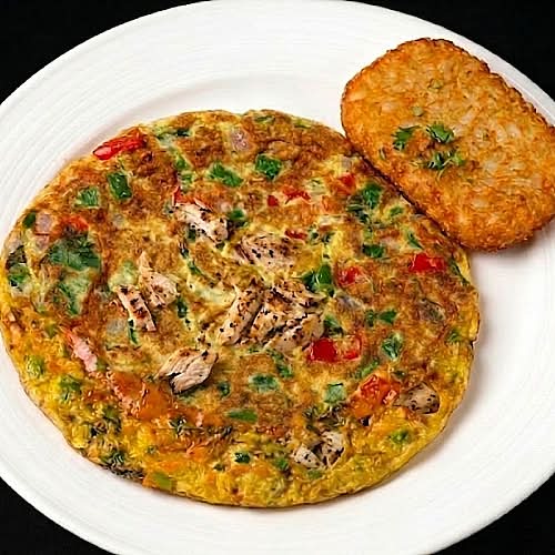 Grilled Chicken Omelette / Omelette au Poulet Grillé