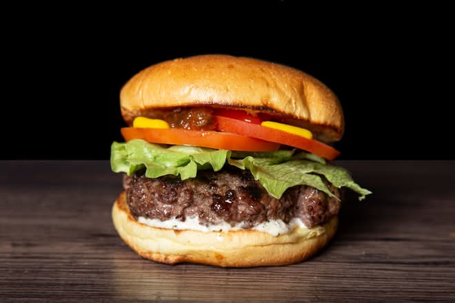 Vera Burger & Side*