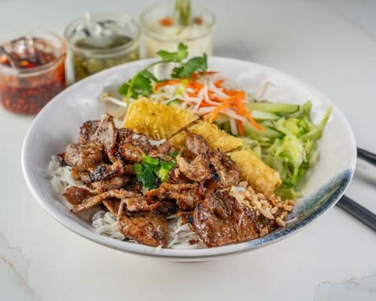 Bún Thịt Nướng Chả Giò - Grilled Pork & Spring Roll Vermicelli