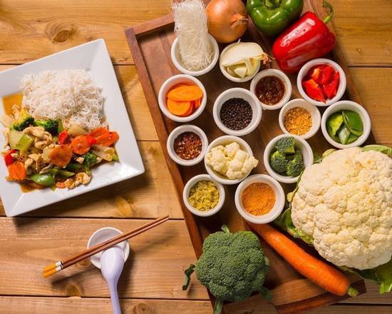 S70B. Stir-Fried Satay Chicken with Vegetables