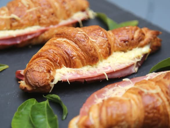 croissants aux oeufs et dinde