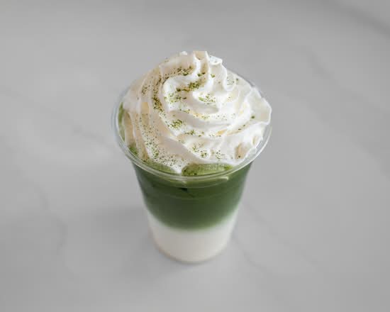 Iced Matcha Latte (16 oz)