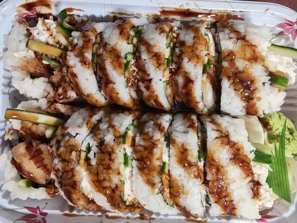 Dynamite Roll (6pc)