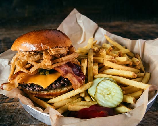 Holy Smoke BBQ Burger