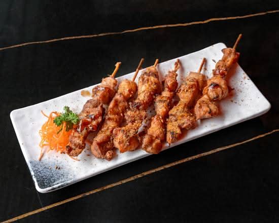 Brochette De Poulet (Chicken Skewer) (6 pcs)