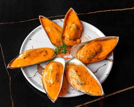 Moule Épicé Grillé (Grilled Spicy Mussel) (5 pcs)