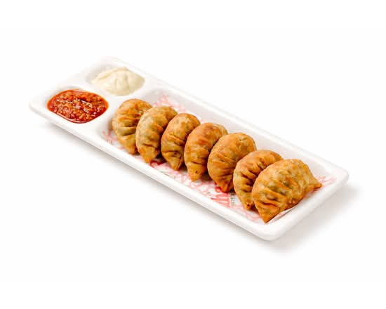 Fried Momo (8 pcs)
