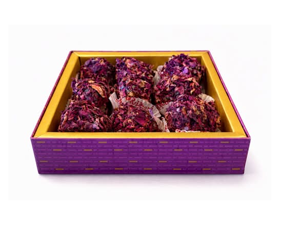 Roseball (1 Lb)