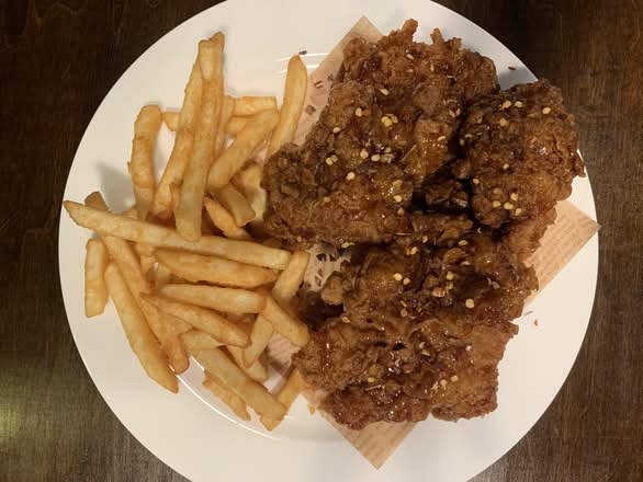3-piece Crispy Chicken Thighs with 1 side