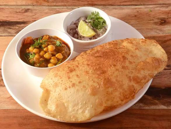 Chana Bhatura