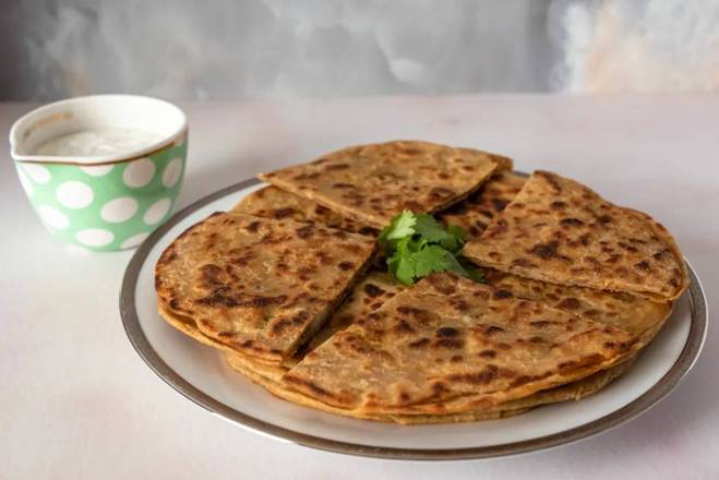 Mixed paratha plate