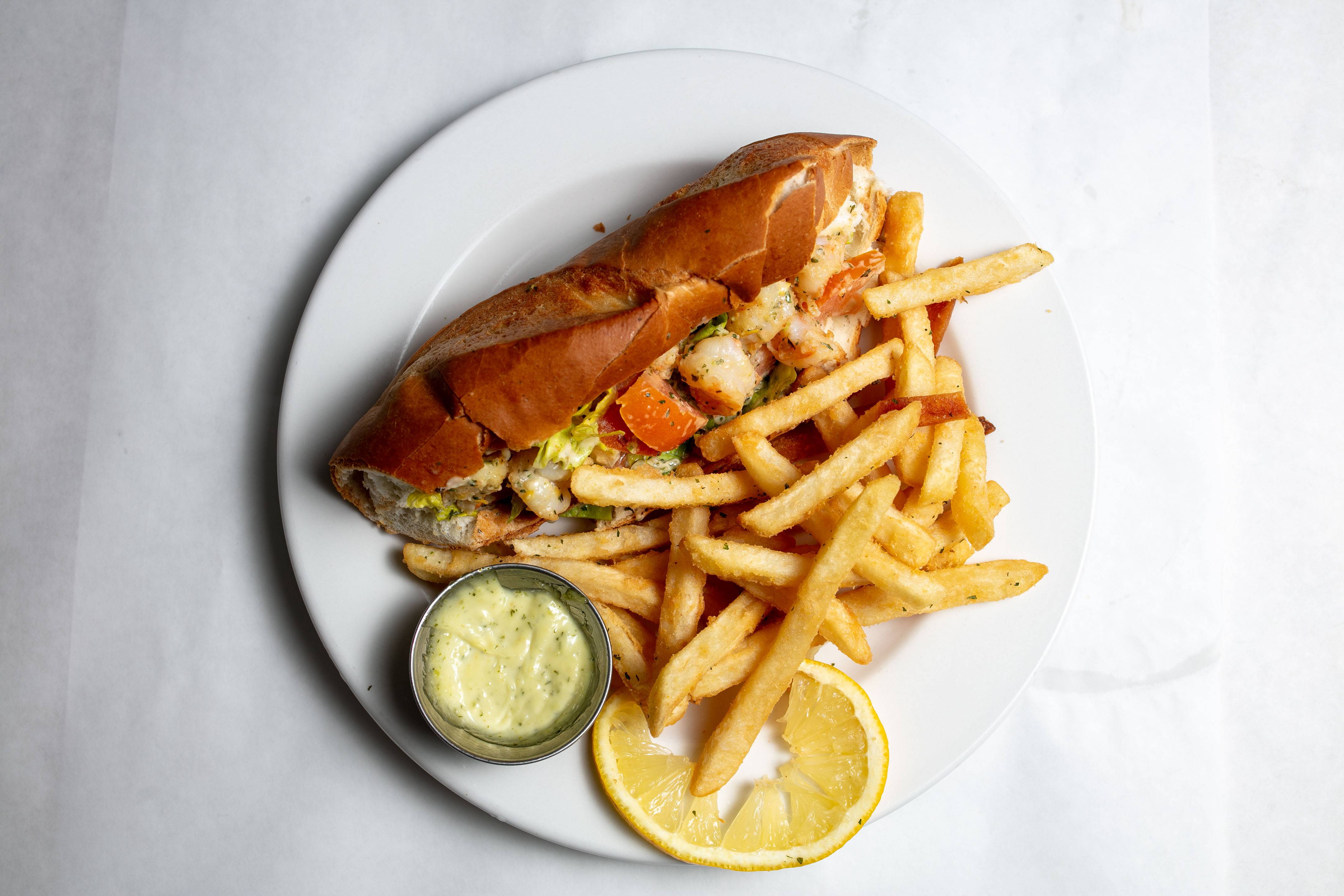 Sandwich aux Crevettes & Frites / Shrimps sandwich & fries