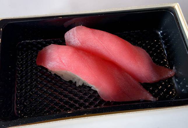 142. Tuna Sushi（2pcs）