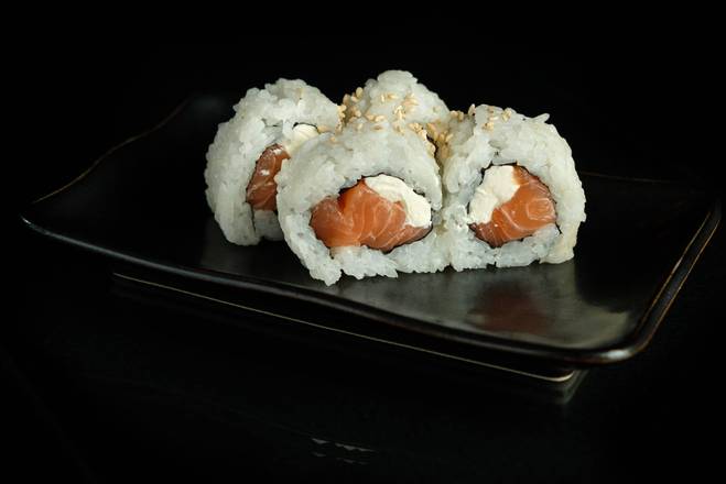 Salmon & Cream Cheese Roll
