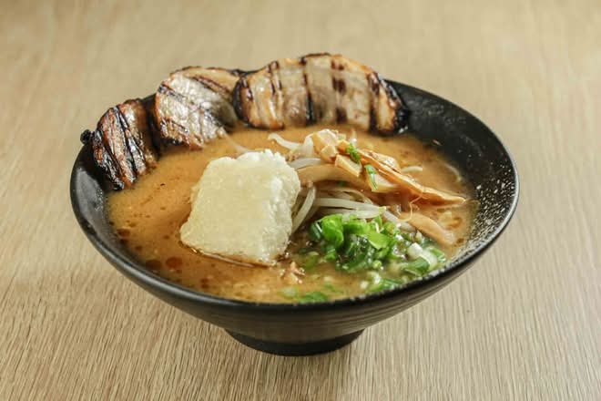 Cha-shu (Porc)- SHIRO MISO RAMEN