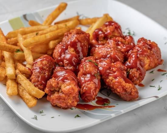 Chicken Wings with Fries (1 lb)